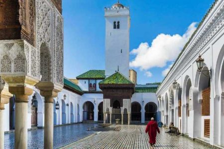 From Casablanca: Private Transfer to Fes with City Tour